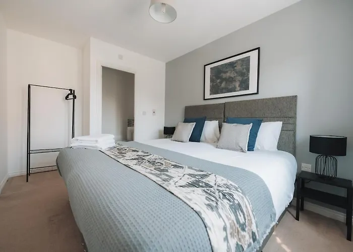 Hoskins House - Workstays *