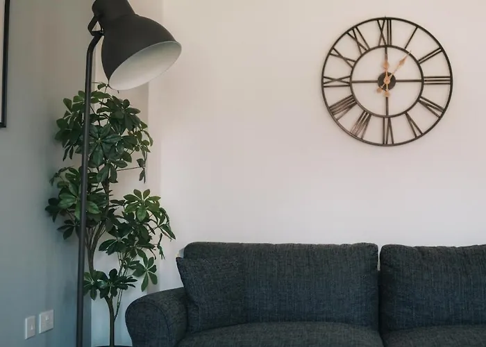 Hoskins House - Workstays