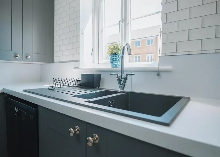 Hoskins House - Workstays