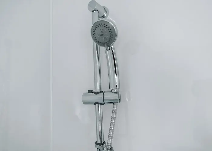 Hoskins House - Workstays